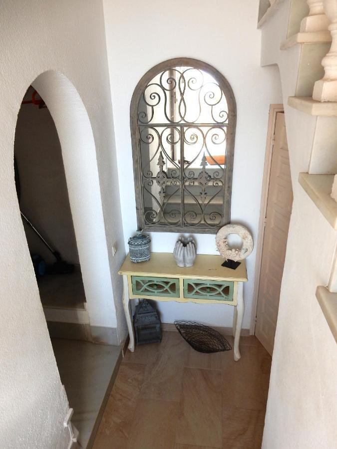 Beach Villa ,Nerja, Seaview, Pool, 3 Bedrooms, Huge Terrace And Garden Eksteriør bilde